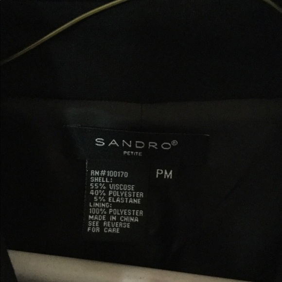 Suit jacket and skirt - Picture 2 of 5